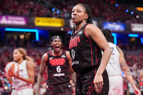 Kelsey Mitchell Makes WNBA History As Fever Take 1 Step Closer to the  Finals - NewsBreak