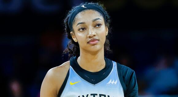 Angel Reese Taking Heat For Quitting On Her Team After Showing No Signs Of Back  Injury While Twerking On Private Jet [VIDEO] - NewsBreak