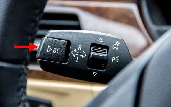 Five Mystery Buttons in Cars — Most Americans Have No Idea What They Do ...