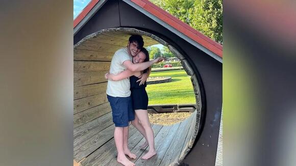 'Breaking Bad' Actor RJ Mitte Proposed to His Longtime Girlfriend ...
