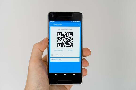 California Rolls Out Digital IDs, QR Check-Ins to Slash Perennially ...