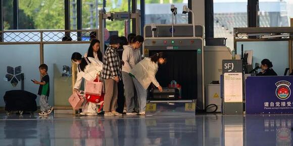 The Innocent Packing Mistake Getting Travelers Delayed at Airport ...
