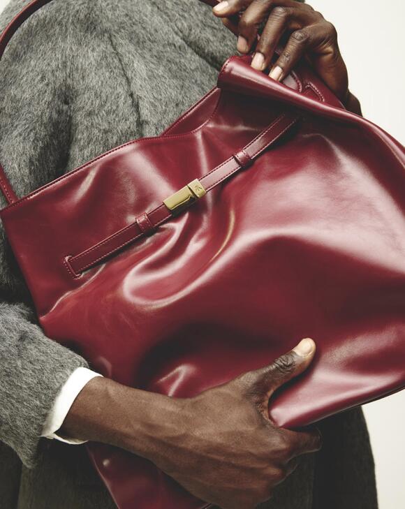 Fashion startup Atorie raises $9.5M to bring consumers luxury goods ...