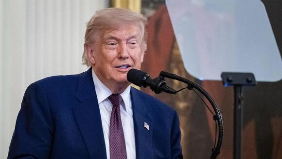 Kansas Man Charged After Threatening Donald Trump With Mapped Rooftops Before Visit, FBI Documents Show
