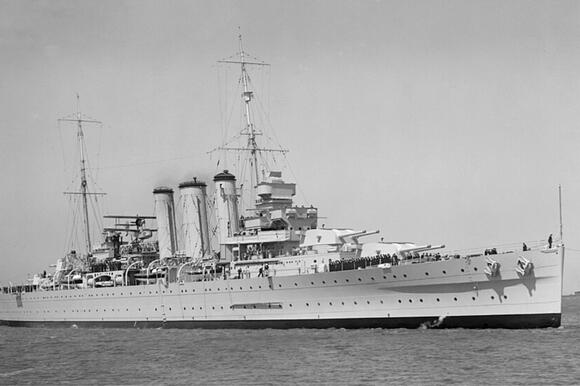 7 naval vessels that survived attacks and returned to service again ...