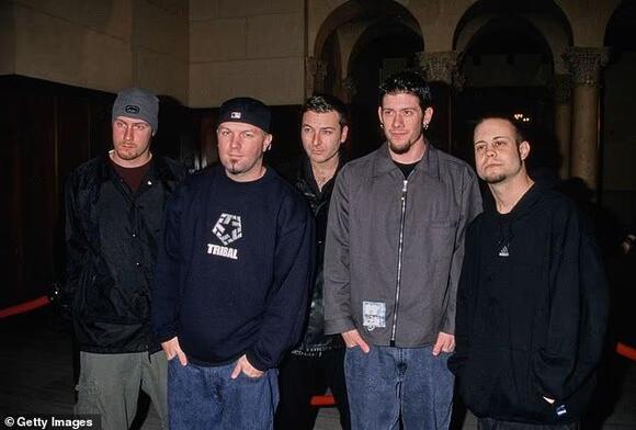 Desperate 911 call reveals Limp Bizkit bassist Sam Rivers found dead in ...