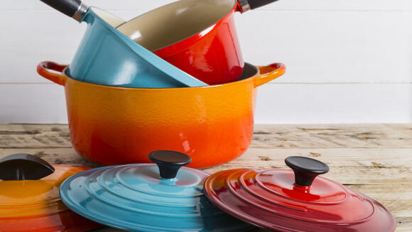The 5 Best Cookware Colors That Will Never Go Out Of Style - NewsBreak