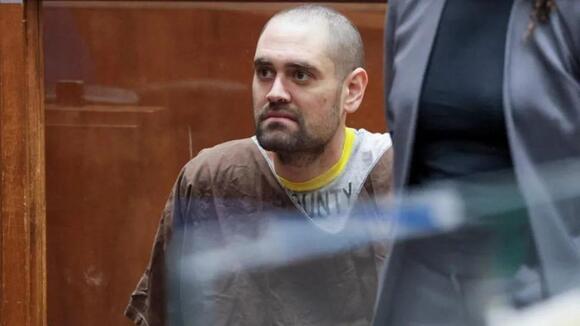 Nick Reiner Appears Emotionless as Parents’ Murder Case Takes New Turn