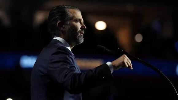 Trump Jr. privately goes to war with his father amid deepening MAGA rift: report