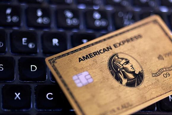 American Express announces 3,500 layoffs despite profit jump and success of $895 Platinum Card