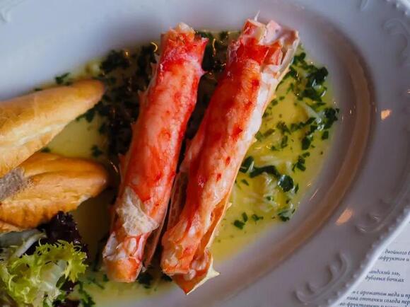 The 10 Most Overpriced Menu Items at Major Seafood Chains - NewsBreak