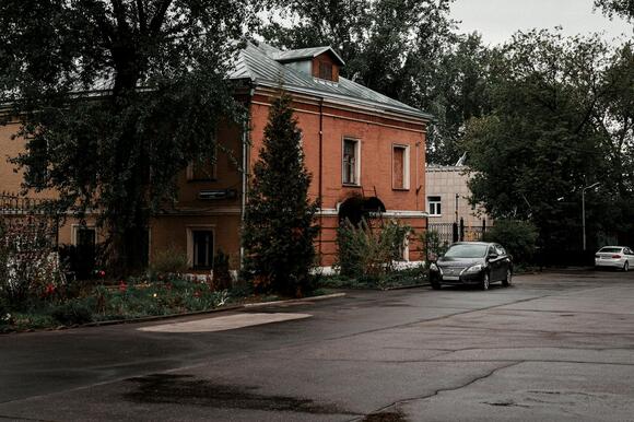 Driver Says Neighbor's Teen Keeps Revving A Straight-Piped Honda At ...