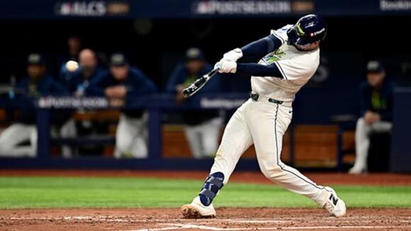 Rays manager praises Liam Hicks ahead of World Series