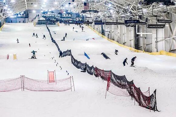 Big SNOW, NJ, Offers Half-Priced Lift Tickets For Guests Wearing Pink ...