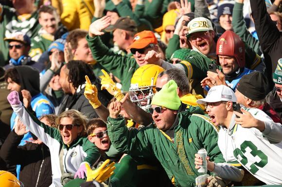 A Look At Food And Drink Sales At Lambeau Field Events - NewsBreak