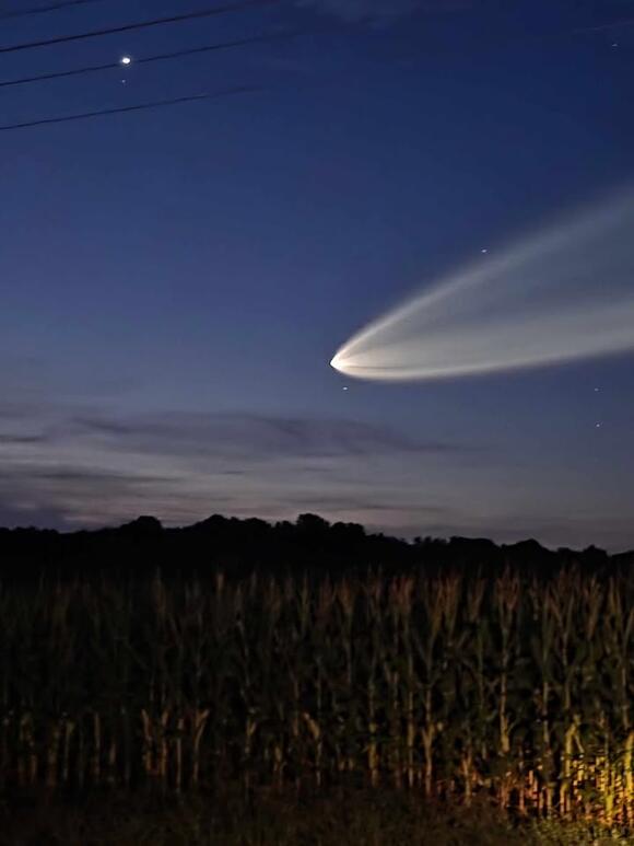 SpaceX rocket carrying Starlink satellites seen in morning sky over ...