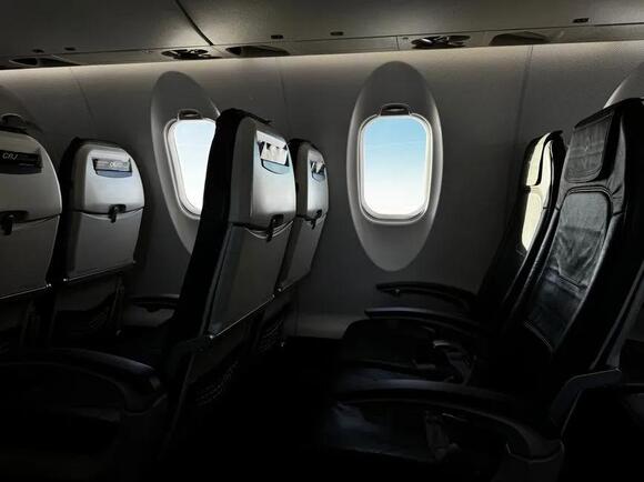Is It Rude to Ask Someone to Switch Seats on a Plane? Experts Settle ...