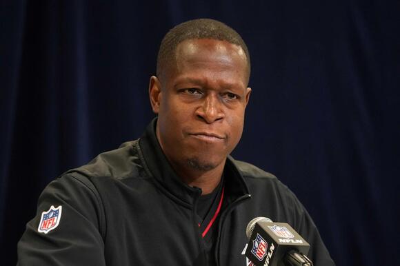 Falcons' Coach Raheem Morris Says Patriots Defense “Simulated” Snap on  Crucial Play - NewsBreak