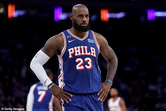 LeBron James trolls Donald Trump after president branded NBA icon a ...