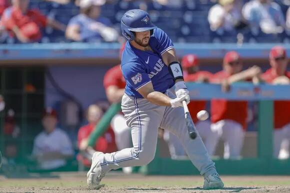 Blue Jays Catcher Confesses Battling Baseball’s Hidden Dangers With a ...