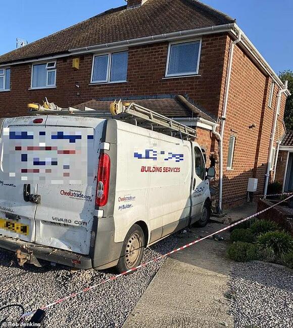 Moment drunk driver crashes van into house, narrowly missing three ...