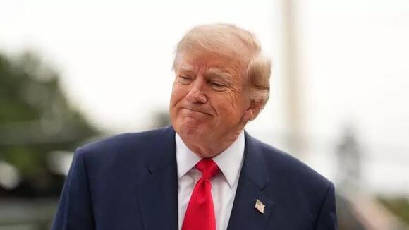 Trump officials ignored ‘beet-red flags’ as cronies stole from everyday ...