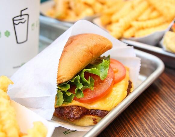 Shake Shack coming soon to the Twin Cities’ east metro - NewsBreak