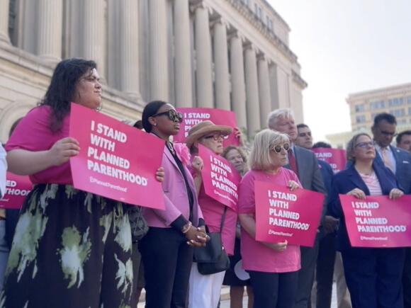 'They failed' | Leaders condemn arson at Mt. Auburn Planned Parenthood ...