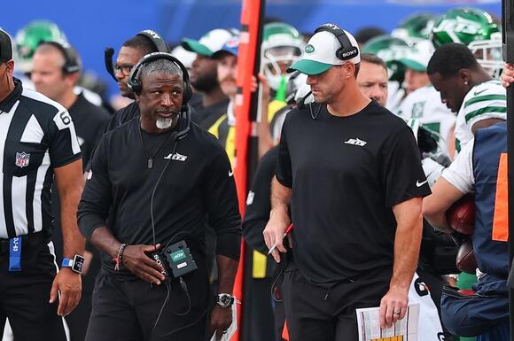 New York Jets offensive debacle epitomizes disaster season so far ...