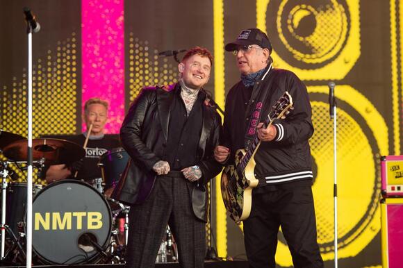 Sex Pistols postpone tour after band member’s injury - NewsBreak