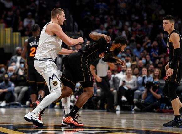 What Is A Flagrant Foul In The NBA? The Difference Between Flagrant 1 ...