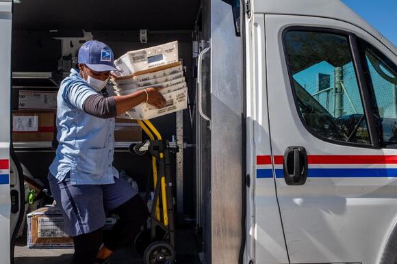 USPS Delivery Timelines in Texas Are Changing - NewsBreak