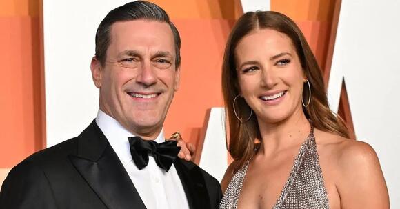 Jon Hamm's Angry Response To Hazing Past Revealed — As Hollywood Star ...
