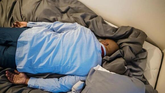 “Mouth Taping” Is The 2026 Sleep Hack You Can’t Ignore - NewsBreak