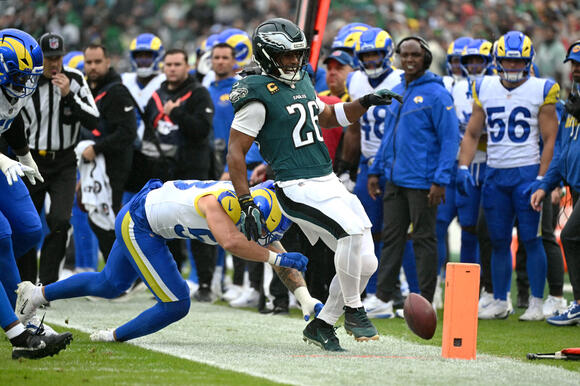 4 NFL teams that should trade for Tony Pollard - NewsBreak