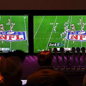 NFL RedZone hits 300: Watching fewer commercials doesn't mean seeing ...