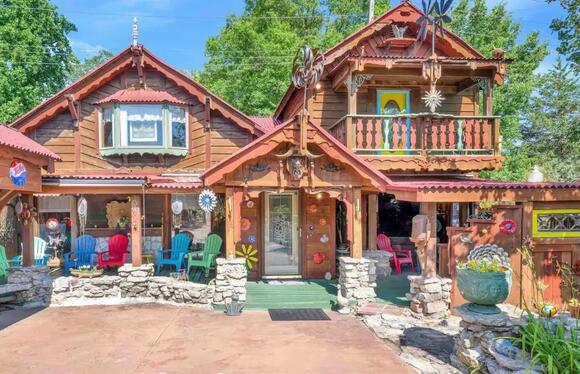 20 Unique & Unusual Midwest Homes You Can Rent on Airbnb [GALLERY ...