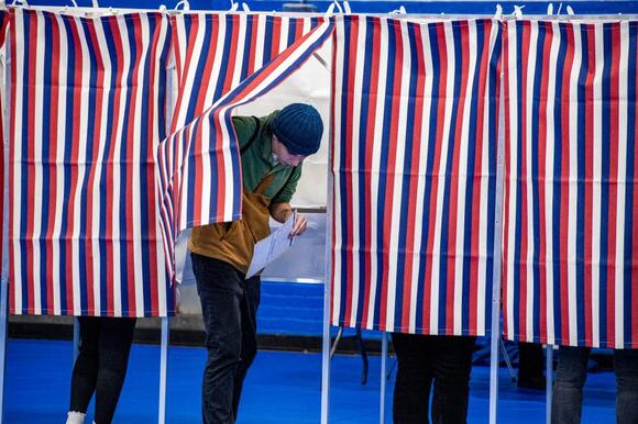 Supreme Court says New Hampshire student IDs can't be used to vote in November