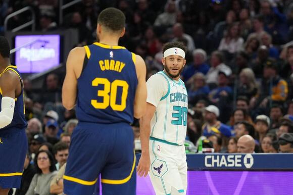 Seth Curry Breaks Silence on Potentially Teaming Up With Brother Stephen  Curry on Warriors - NewsBreak