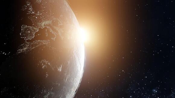 Why the Center of the Earth Is Nearly as Hot as the Surface of the Sun ...