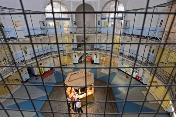 Why was Jeffrey Spence sentenced to life in prison for Kirby Carpenter ...
