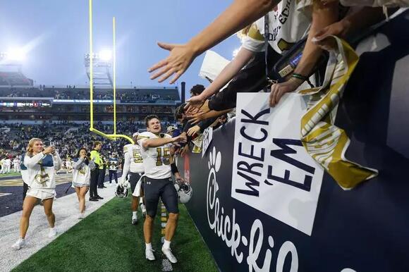 JOL TV: Overreaction Sunday talking Tech’s win over Duke - NewsBreak