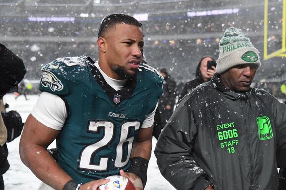 Eagles Superstar Saquon Barkley Gives Young Fan Ultimate Gift After 205