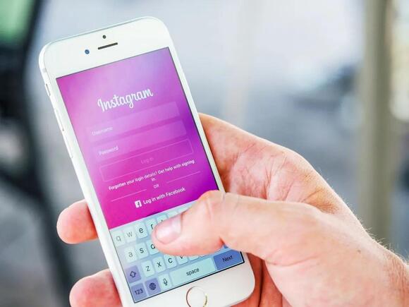 Visual Reference: Meta Discontinues End To End Encryption For Instagram Direct Messages
