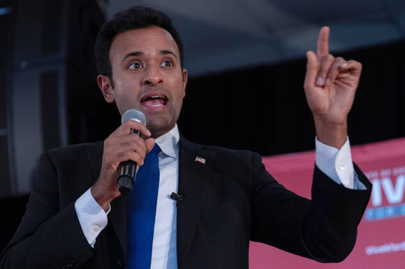 WATCH: Vivek Ramaswamy Booed Off Stage by Libertarian Crowd: ‘Get the F ...