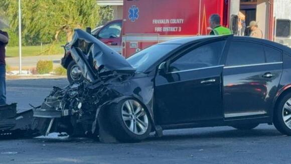 Injuries reported in school bus crash in Pasco - NewsBreak