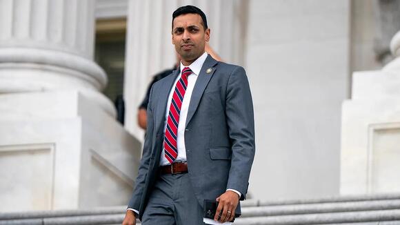Virginia Democrat becomes latest lawmaker to receive suspicious white powder