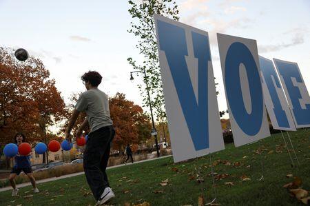Factbox-Results of national exit poll on US presidential election ...
