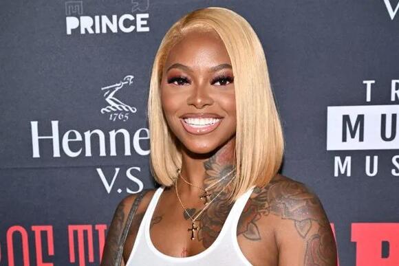 Rapper Big Boss Vette Had Cancer? Watch Her Emotional Cancer-Free ...