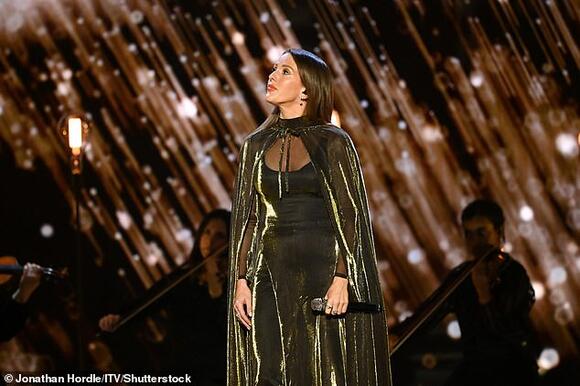 Royal Variety Performance 2022: Ellie Goulding chats with the Countess